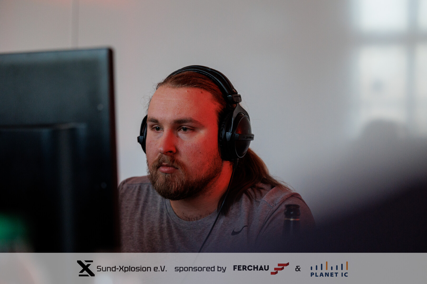 SX-LAN27_Banner50-11.jpg