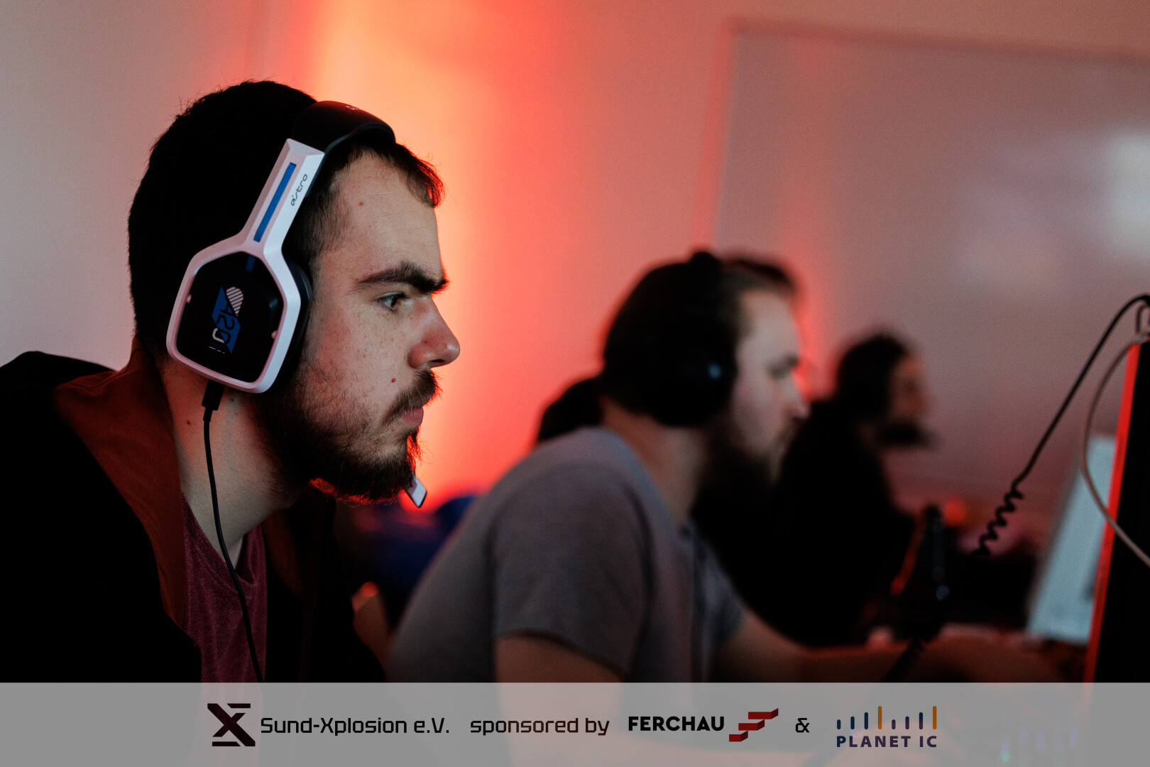 SX-LAN27_Banner50-12.jpg