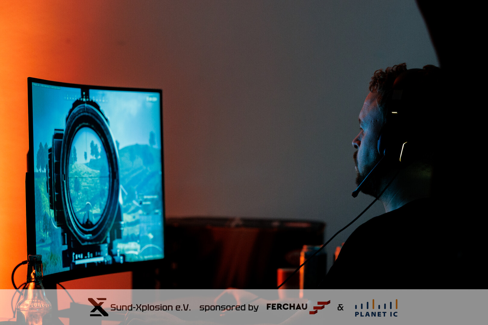 SX-LAN27_Banner50-14.jpg