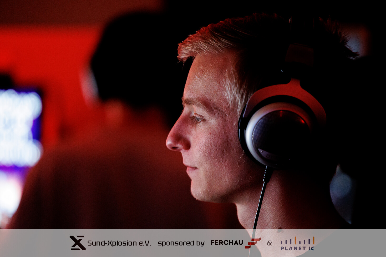 SX-LAN27_Banner50-24.jpg