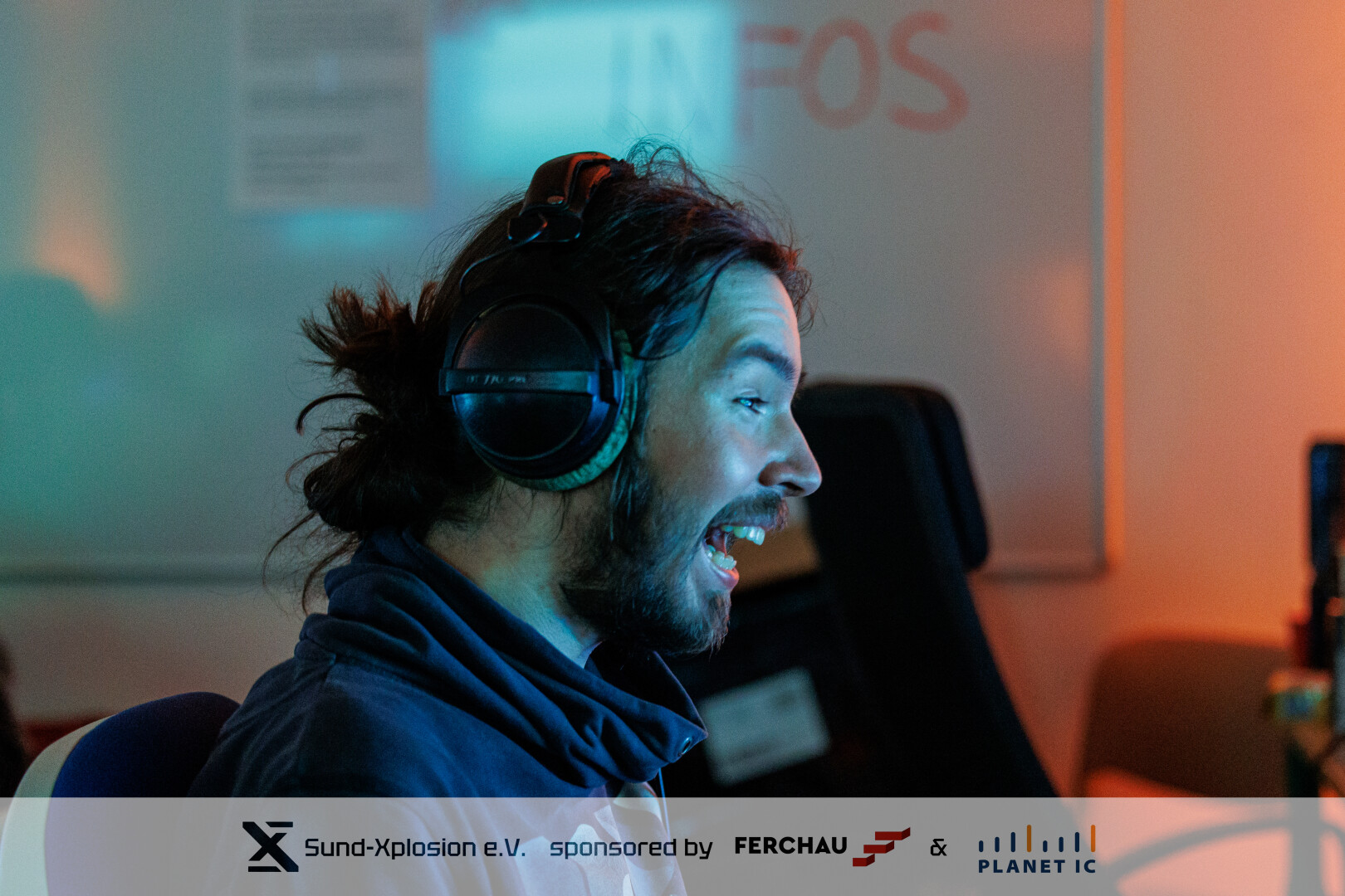 SX-LAN27_Banner50-26.jpg