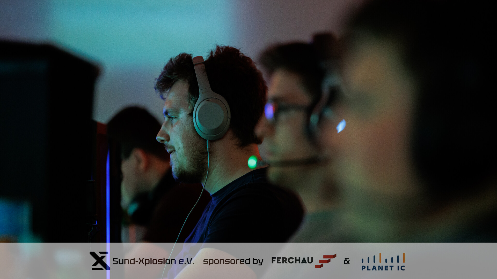 SX-LAN27_Banner50-47.jpg